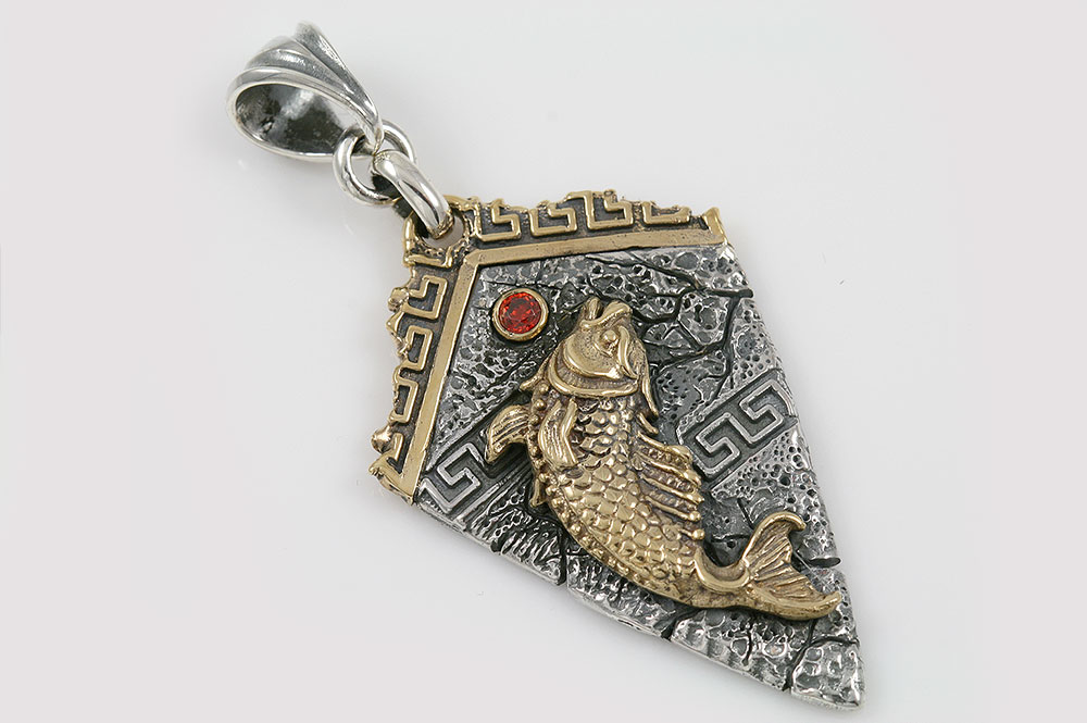 Atlantis Fish in Greek Pattern Silver Pendant With Red Garnet PT-077G