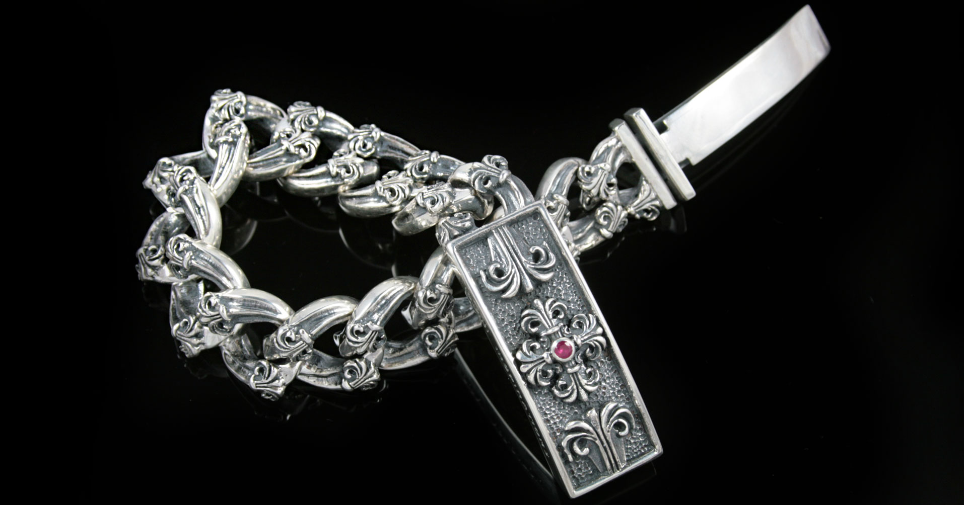 Cardinal Silver Cross Chain Link Bracelet BR-005 Cardinal Silver Cross Chain Link Bracelet BR-005