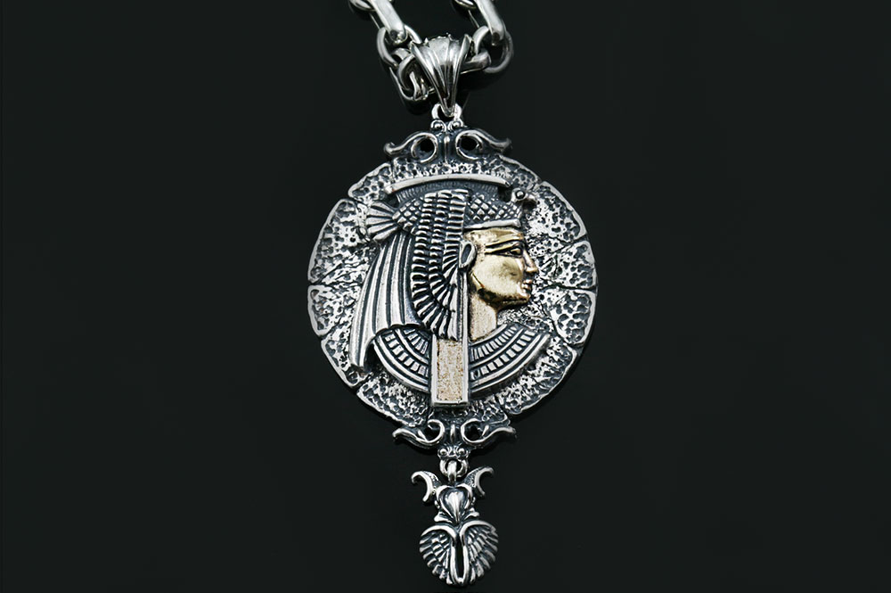 cleopatra-egyptian-two-tone-silver-bronze-medallion-pendant-pt-158-