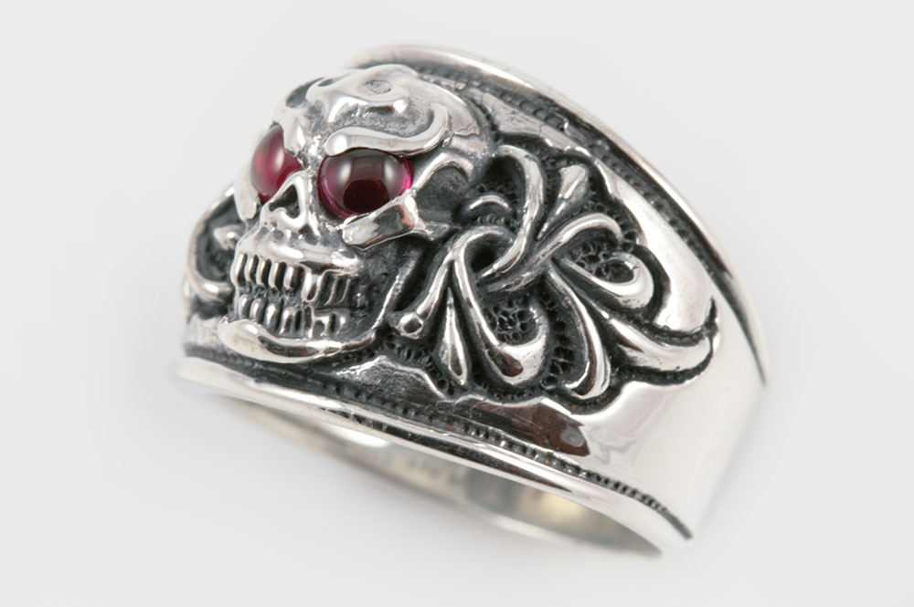 Gothic Skull and Ornaments Red Garnet or Faceted Onyx Silver Ring MR-012