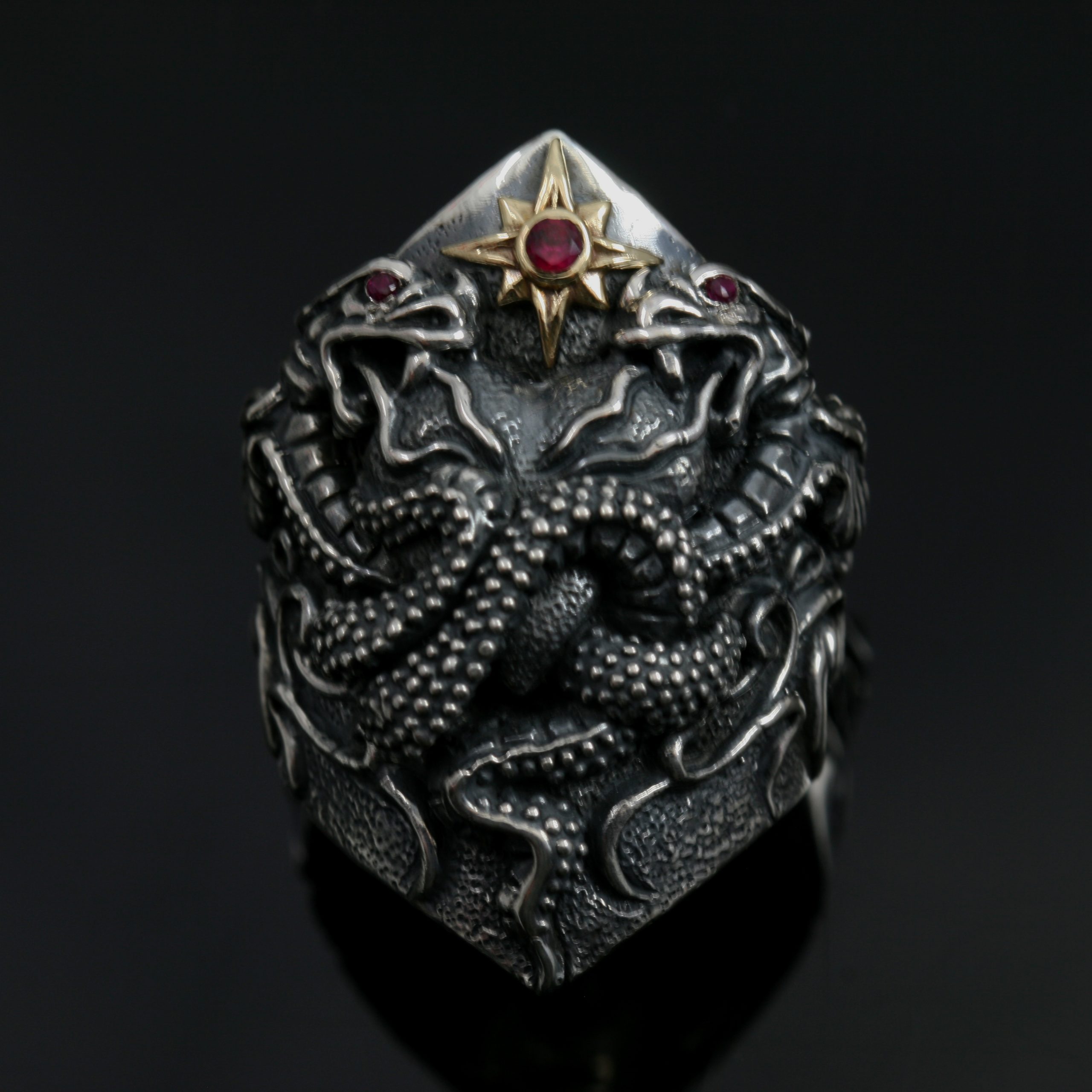 Massive red eye 925 sterling silver dragon ring