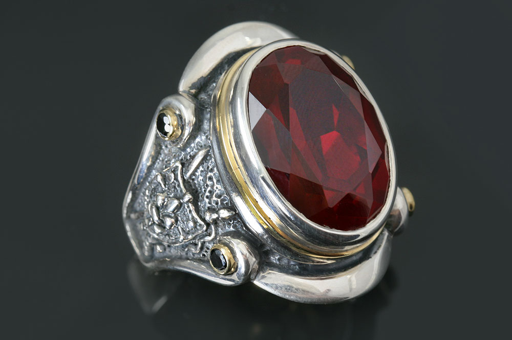 King Ring Heraldic Rampant Lion Red Corundum Silver Ring MR-119R