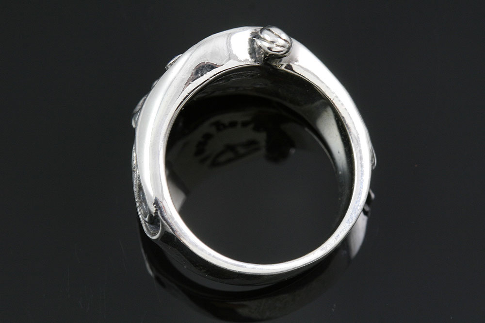 Landish Floral Style Silver CZ Ring LR-109