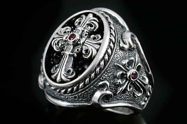Renaissance Silver Cross Ring MR-028