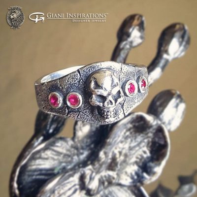Skull Rings - A Great Fashion Statement