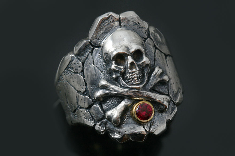 Treasure Island Skull and Bones Oxidized Silver Pirate Ring UR-128